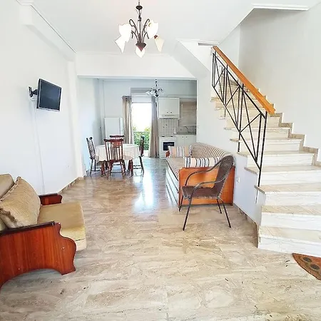 Corinth Maisonette - Building B * Lechaio