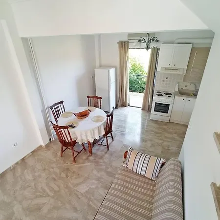 Corinth Maisonette - Building B * Lechaio